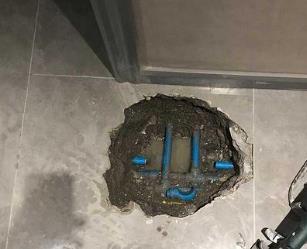 北戴河阳台漏水维修公司分享下暖气管道漏水的原因有哪些